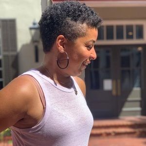 Meet your Posher, Deanna